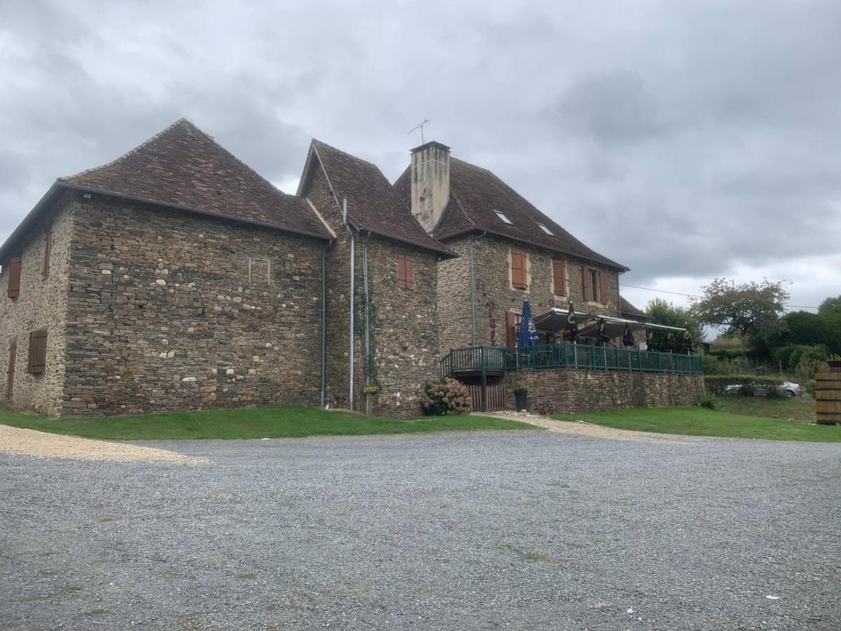 Hotel La Taverne Du Boucher Sarlande Zewnętrze zdjęcie